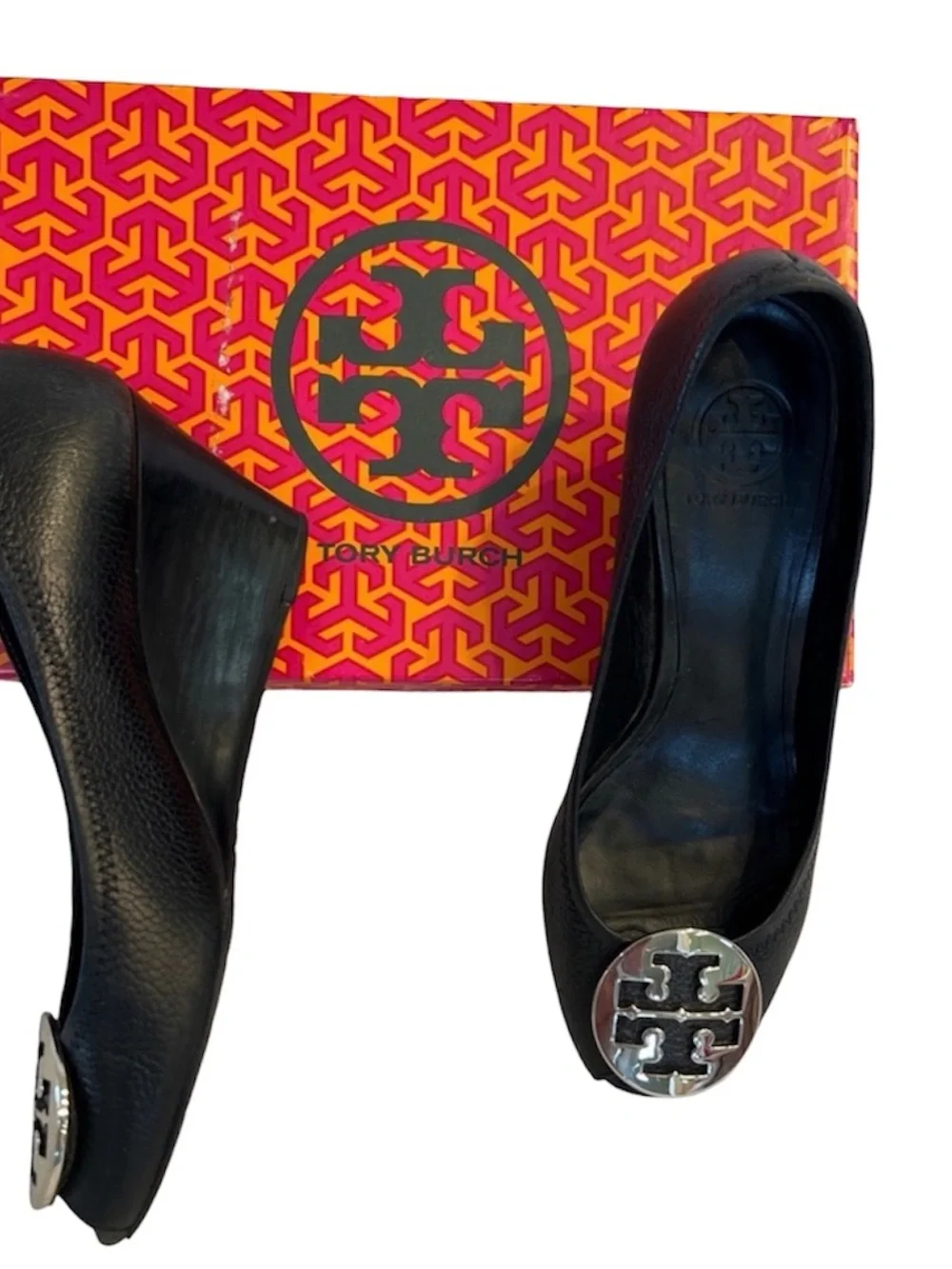 Tory Burch Black Leather Peep-Toe Flats with Silver Logo Medallion Sz 11 Women